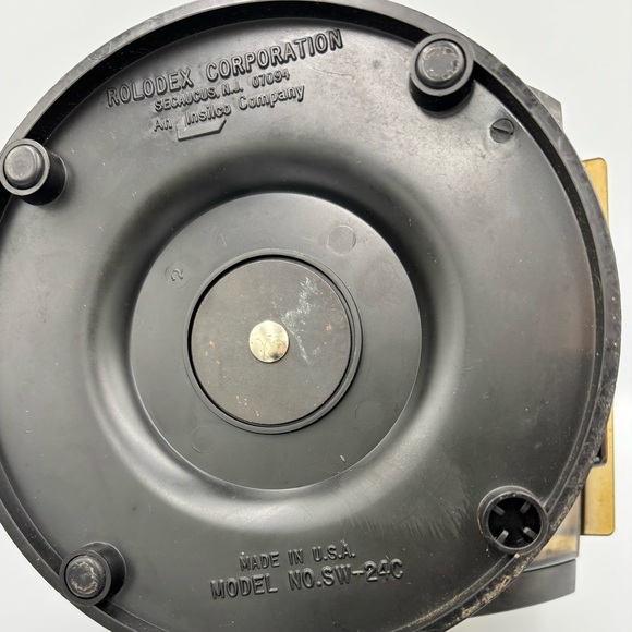 Vintage Rolodex Faux Wood Large Round File Index Cards Swivel Rotary Made in USA - Picture 9 of 9